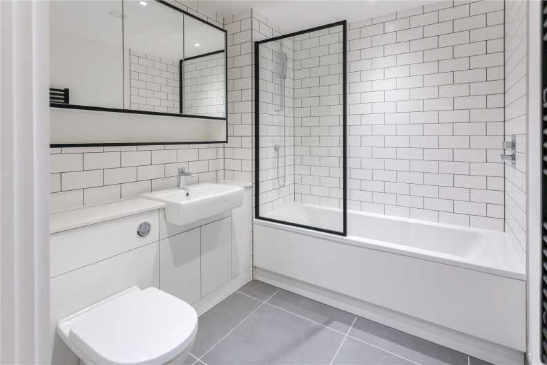 2 bedrooms apartments/flats to sale in Beaufort Square, Colindale-image 3
