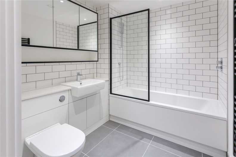 2 bedrooms apartments/flats for sale in Beaufort Square, Colindale - NW9 view 3