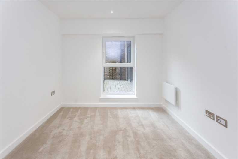 2 bedrooms apartments/flats to sale in Beaufort Square, Colindale-image 6