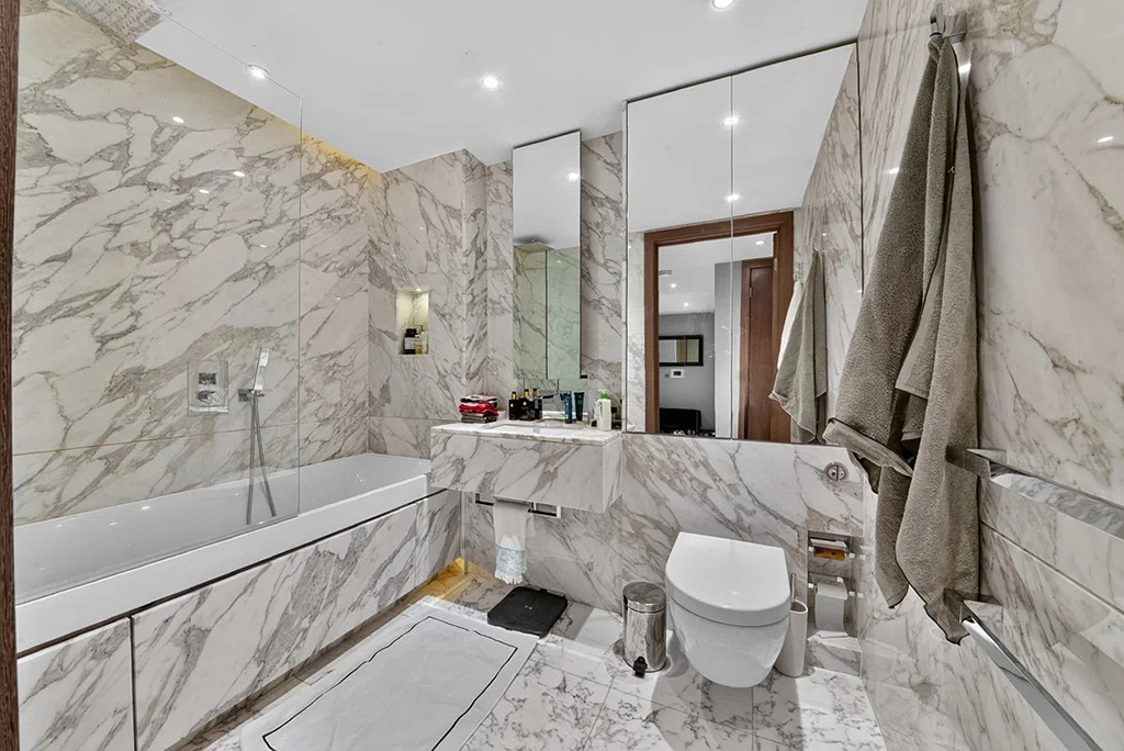 2 bedrooms apartments/flats for sale in Chancellors Road, Fulham - W6 view 13