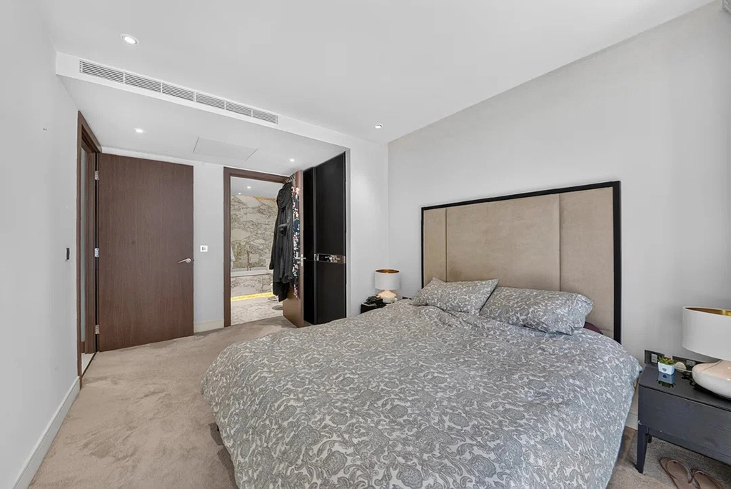 2 bedrooms apartments/flats for sale in Chancellors Road, Fulham - W6 view 14