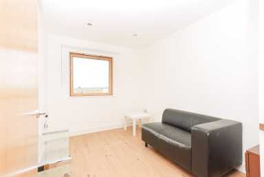 Heritage Avenue, Beaufort Park, Colindale - NW9 view 10