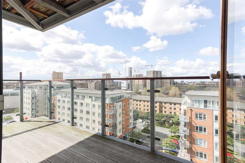 3 bedrooms apartments/flats for sale in Heritage Avenue, Beaufort Park, Colindale - NW9 view 5