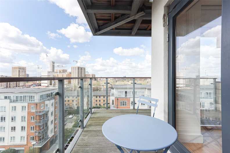 3 bedrooms apartments/flats for sale in Heritage Avenue, Beaufort Park, Colindale - NW9 view 17