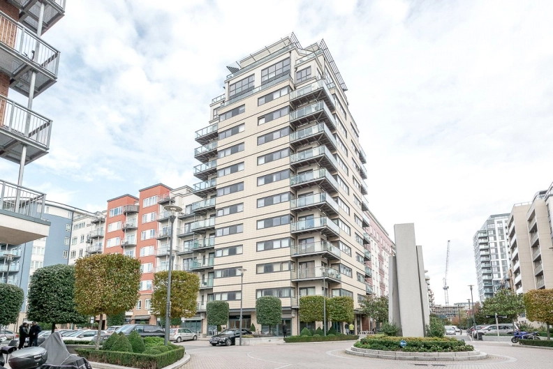 3 bedrooms apartments/flats to sale in Heritage Avenue, Beaufort Park, Colindale-image 26