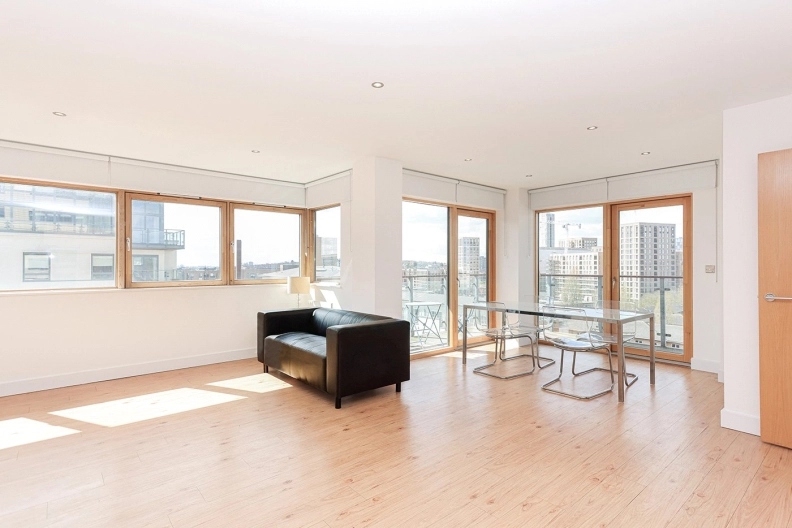 3 bedrooms apartments/flats to sale in Heritage Avenue, Beaufort Park, Colindale-image 11