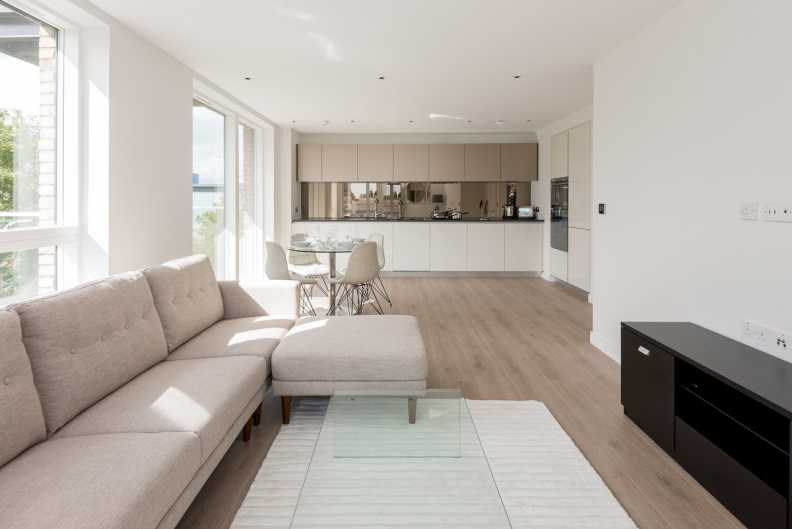 2 bedrooms apartments/flats to sale in Heritage Place, Brentford-image 10
