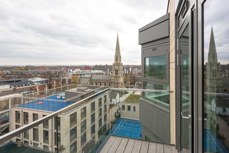 2 bedrooms apartments/flats to sale in Longfield Avenue, Dickens Yard, Ealing-image 8