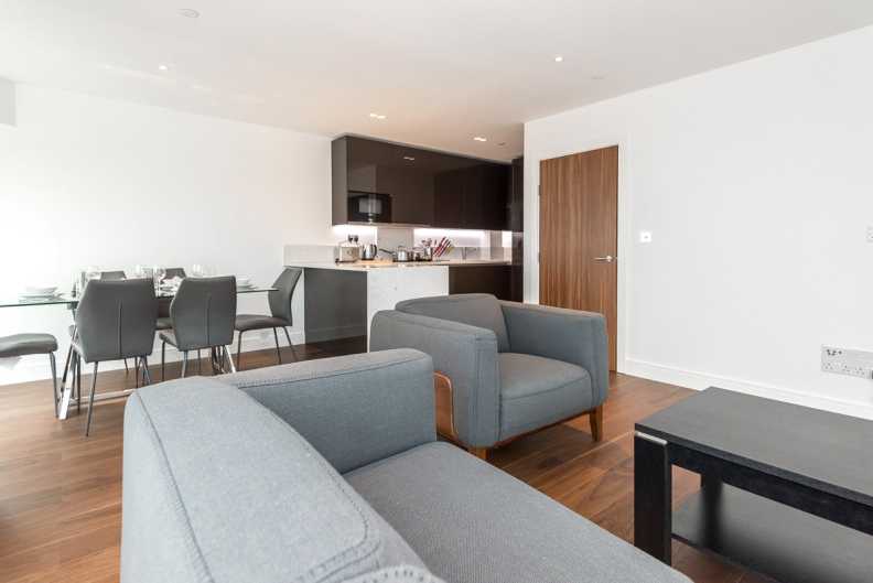 2 bedrooms apartments/flats to sale in Longfield Avenue, Ealing-image 3