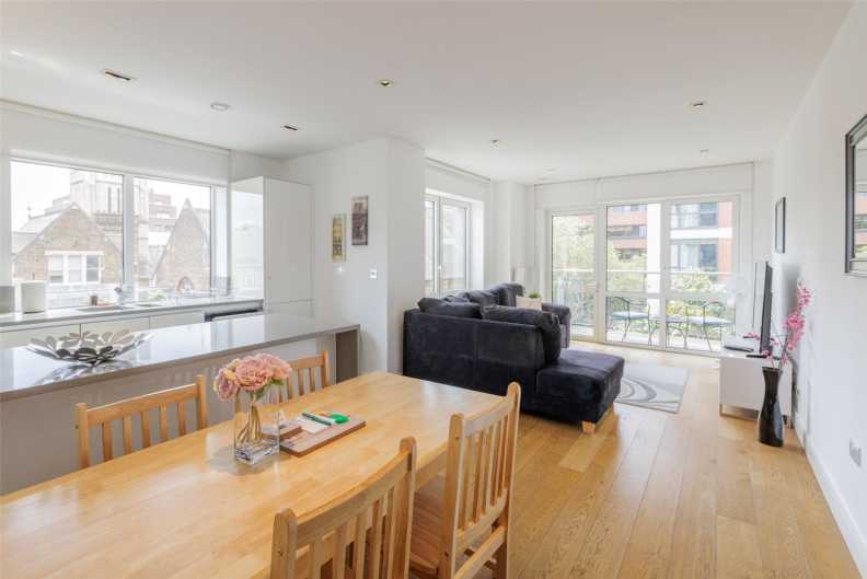 2 bedrooms apartments/flats to sale in Longfield Avenue, Dickens Yard, Ealing-image 2