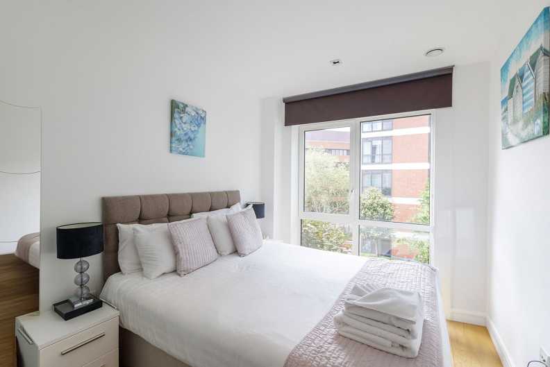 1 bedroom apartments/flats to sale in Dickens Yard, Ealing-image 5