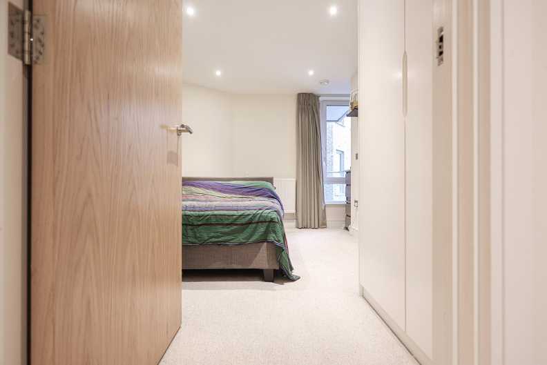 2 bedrooms apartments/flats to sale in St. Annes Street, Canary Wharf-image 14