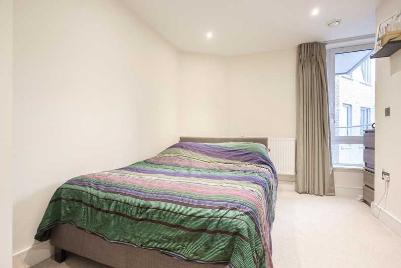 2 bedrooms apartments/flats to sale in St. Annes Street, Canary Wharf-image 7