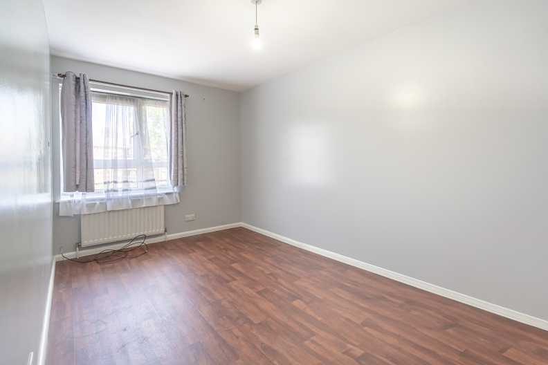 3 bedrooms houses to sale in Willow Lane, Woolwich-image 4