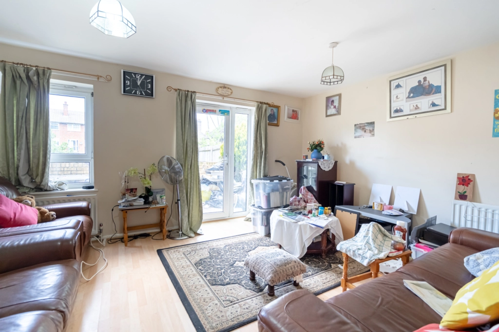 3 bedrooms houses for sale in Willow Lane, Woolwich - SE18 view 8