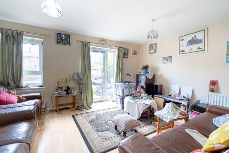 3 bedrooms houses to sale in Willow Lane, Woolwich-image 8