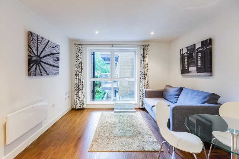 1 bedroom apartments/flats to sale in Bromyard Avenue, Napier West, London-image 11