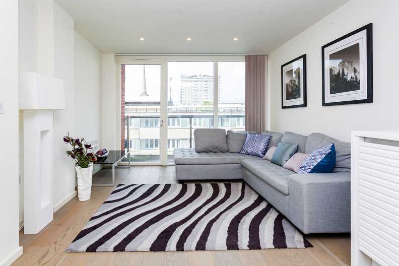 1 bedroom apartments/flats to sale in Central Street, Clerkenwell, London-image 3