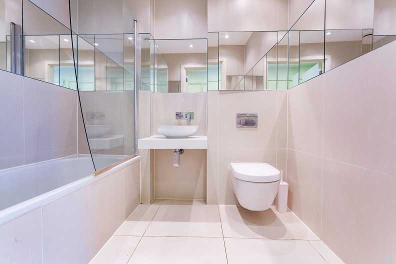 1 bedroom apartments/flats to sale in Central Street, Clerkenwell, London-image 4