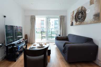 Aerodrome Road, Beaufort Park, Colindale - NW9 view 11