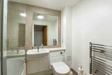 Aerodrome Road, Beaufort Park, Colindale - NW9 view 5