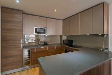 Boulevard Drive, Colindale, London - NW9 view 8
