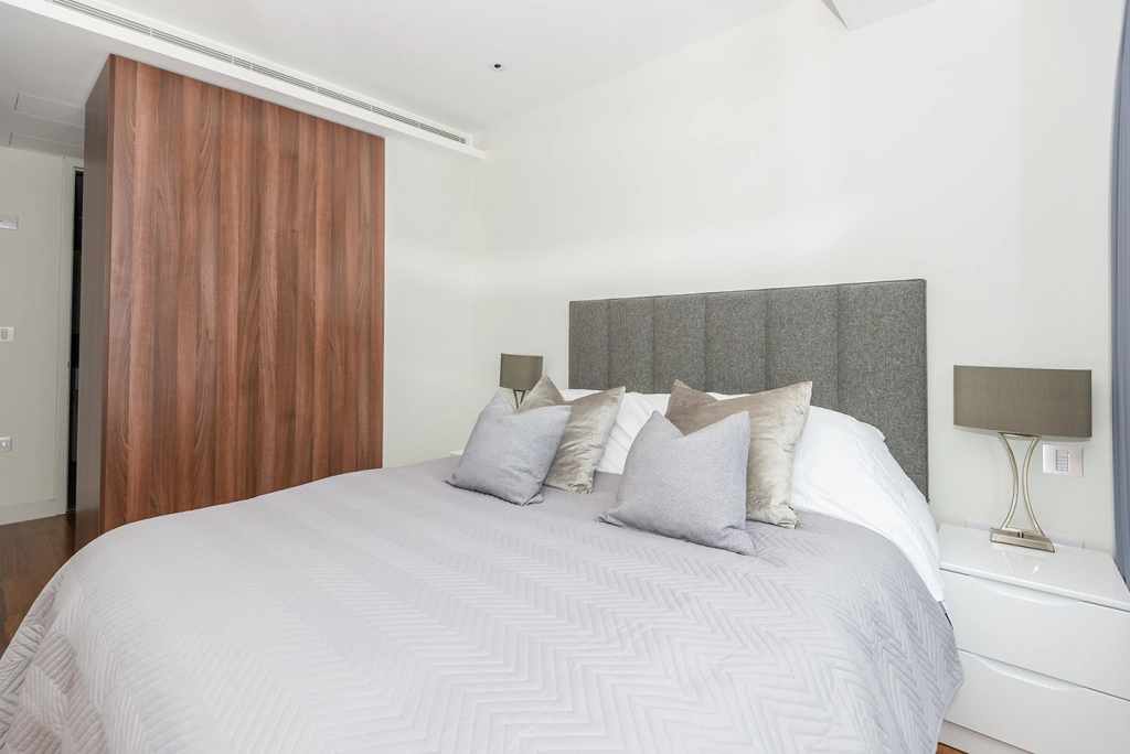1 bedroom apartments/flats for sale in City Road, Old Street - EC1V view 8