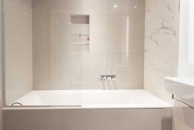 Marsh Wall, Canary Wharf, London - E14 view 19