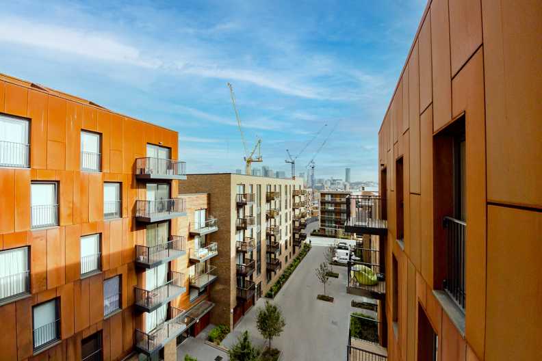 3 bedrooms apartments/flats to sale in Whiting Way, Surrey Quays, London-image 15
