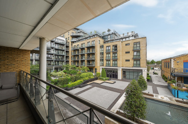 Kew Bridge Road, Brentford - TW8 view 10