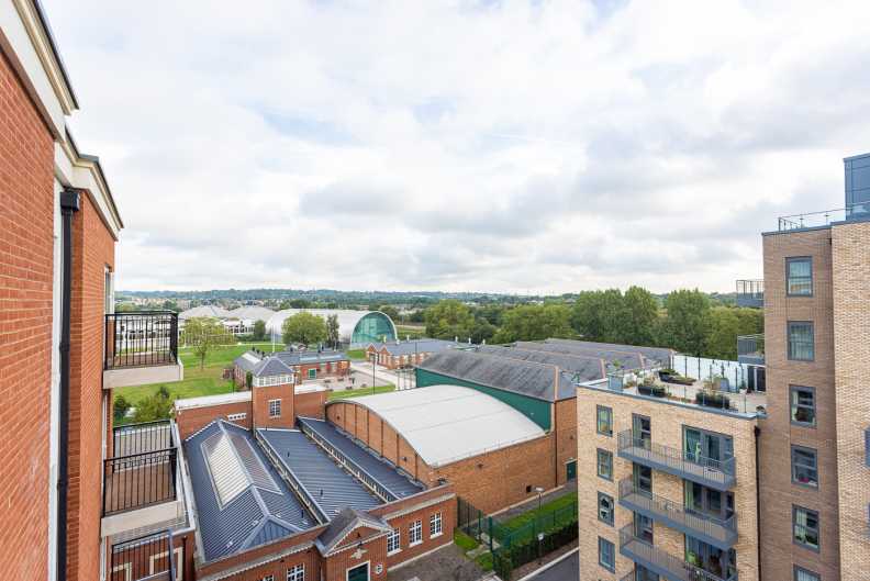 2 bedrooms apartments/flats to sale in Beaufort Square, Colindale, London-image 18