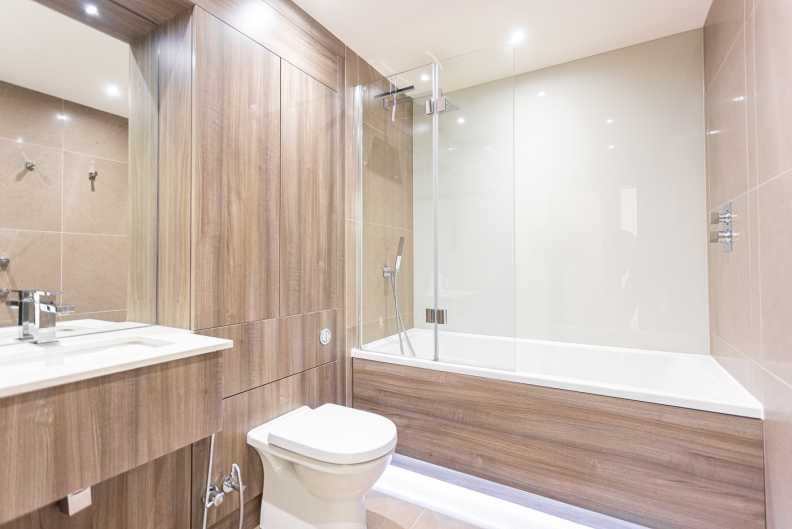 2 bedrooms apartments/flats to sale in Beaufort Square, Colindale, London-image 27