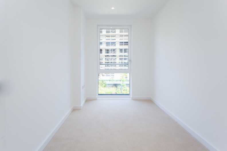 3 bedrooms apartments/flats to sale in Ashton Reach, Surrey Quays, London-image 4