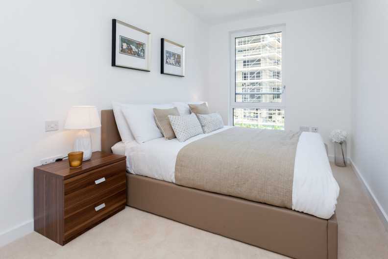 3 bedrooms apartments/flats to sale in Ashton Reach, Surrey Quays, London-image 6