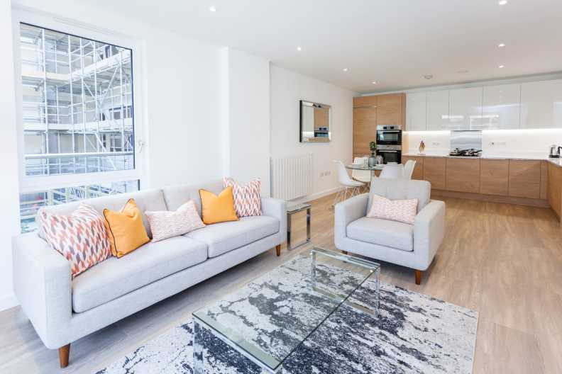 3 bedrooms apartments/flats to sale in Ashton Reach, Surrey Quays, London-image 1