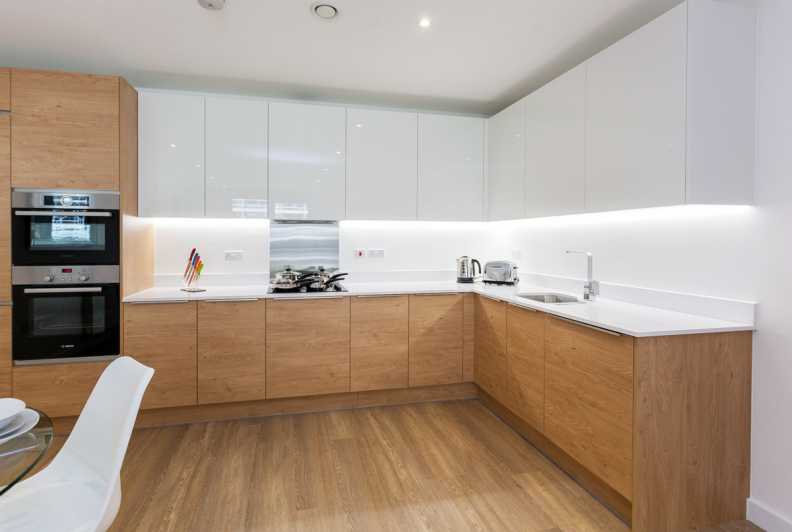 3 bedrooms apartments/flats to sale in Ashton Reach, Surrey Quays-image 8