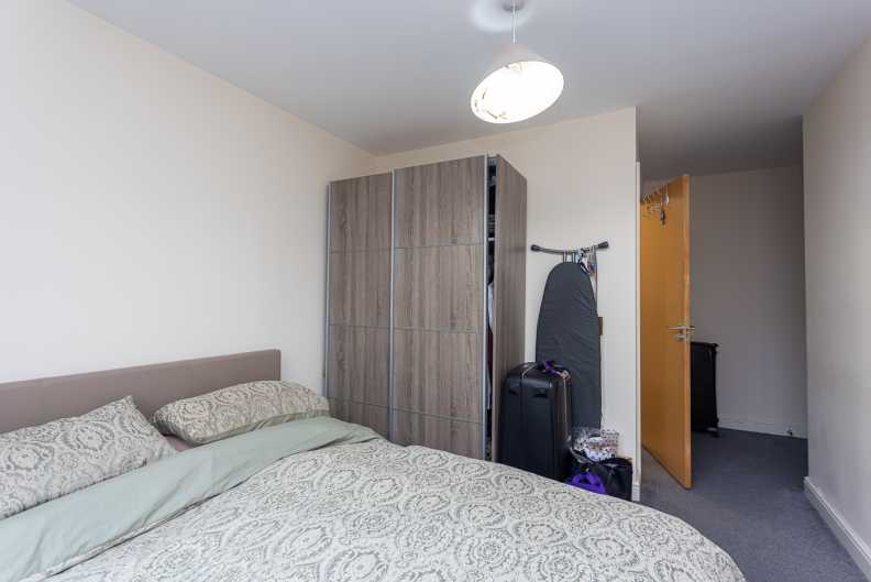 3 bedrooms apartments/flats to sale in Crawford Court, 7 Charcot Road, Pulse-image 14