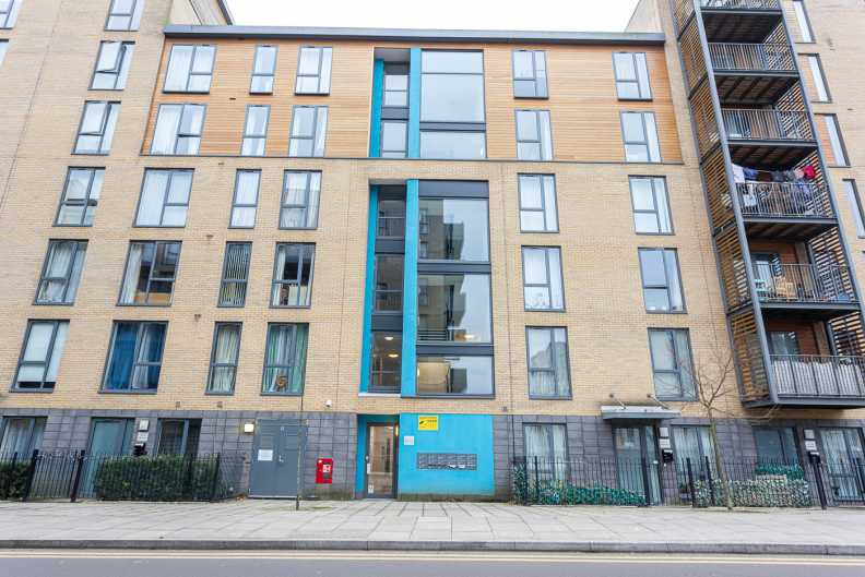 3 bedrooms apartments/flats to sale in Crawford Court, 7 Charcot Road, Pulse-image 22