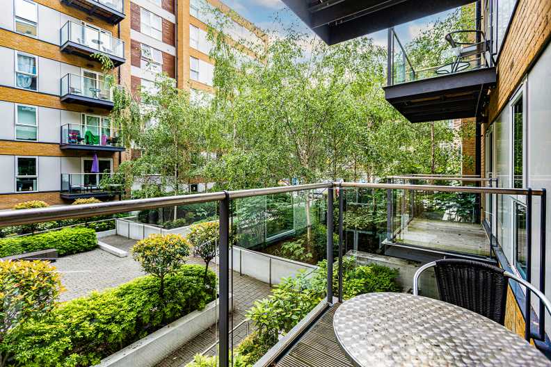 1 bedroom apartments/flats to sale in Bromyard Avenue, Napier West, London-image 10