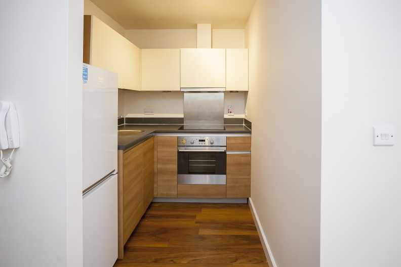 Studio apartments/flats to sale in Boulevard Drive, Beaufort Park, London-image 11