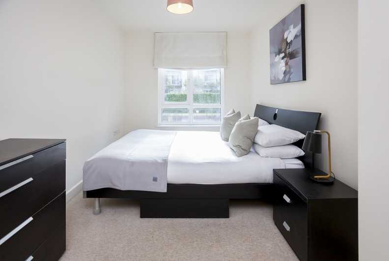 1 bedroom apartments/flats to sale in Heritage Avenue, Beaufort Park, Colindale-image 9