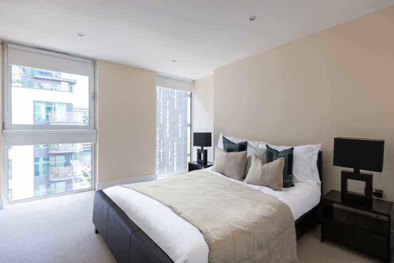 1 bedroom apartments/flats to sale in Millharbour, Canary Wharf, London-image 12