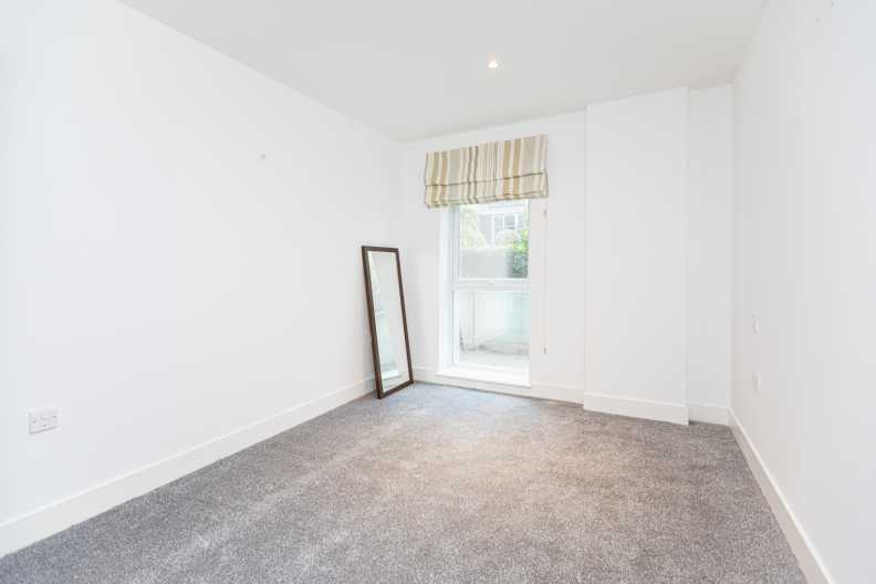 2 bedrooms apartments/flats to sale in Napier House, Bromyard Avenue, Acton-image 3