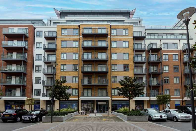 2 bedrooms apartments/flats to sale in Boulevard Drive, Beaufort Park, Colindale-image 1