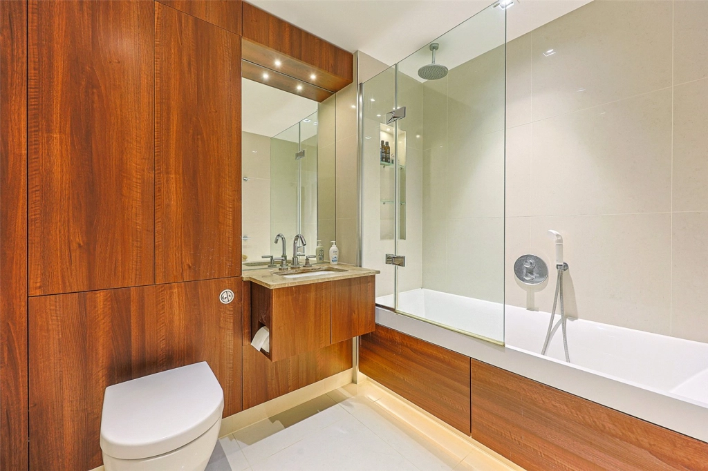 1 bedroom apartments/flats for sale in Longfield Avenue, Ealing - W5 view 4