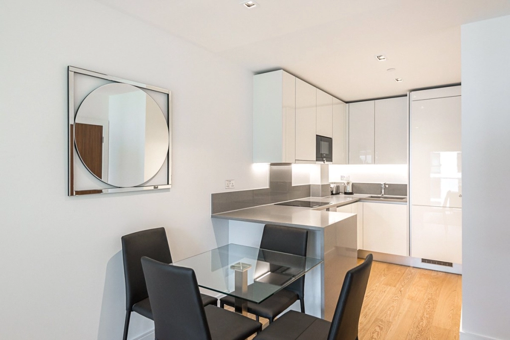 1 bedroom apartments/flats for sale in Longfield Avenue, Ealing - W5 view 3