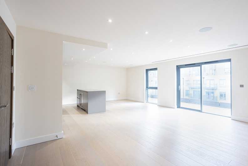 3 bedrooms apartments/flats to sale in Carleton House, 20 Boulevard Drive, Beaufort Park-image 1