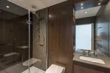 Kew Bridge Road, Brentford TW8 image 13