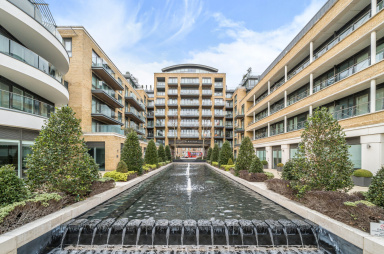 Kew Bridge Road, Brentford, TW8