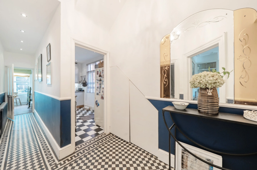 2 bedrooms apartments/flats for sale in Fordwych Road, West Hampstead Borders - NW2 view 12